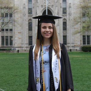 Meet your Posher, Alyssa